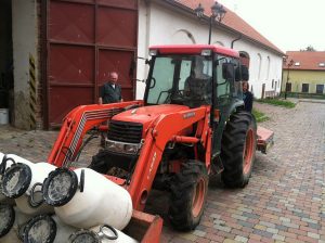 tractor