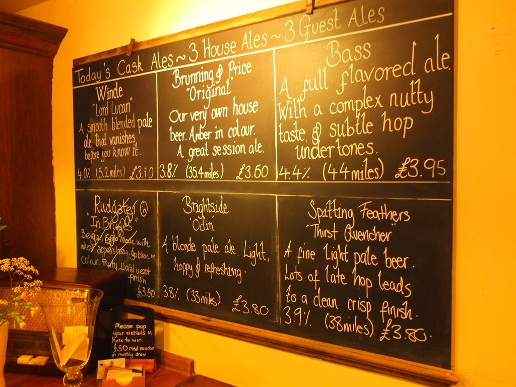 cask ale board Macclesfield - DSCF2636.jpg