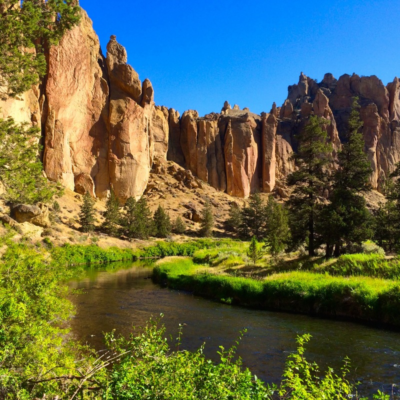cliffs above the Crooked River