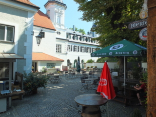 bier garden - Schlossbrauerei Au-Hallertau bier garden - Schlossbrauerei Au-Hallertau