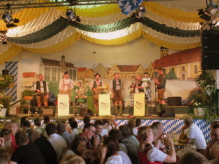 Hallertauer Volksfest - traditional music Hallertauer Volksfest - traditional music
