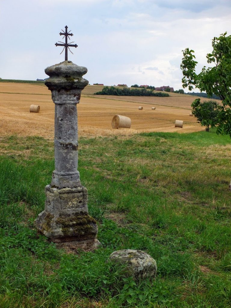 pathside shrine