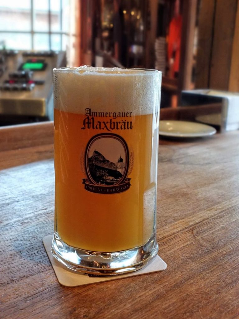 Ammergauer Maxbr&auml;u Naturtr&uuml;bes Kellerbier