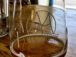 Lafkis "White Mountains" Triple Hop Pale Ale Lafkis "White Mountains" Triple Hop Pale Ale