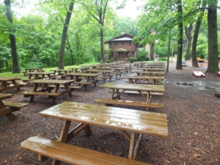 Hubbard Park Beer Garden, Milwaukee, WI Hubbard Park Beer Garden, Milwaukee, WI