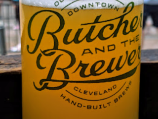 Butcher &amp; Brewer Hazy Pale Ale - image by S. Lee