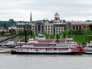 paddle wheeler docked in Kentucky paddle wheeler docked in Kentucky