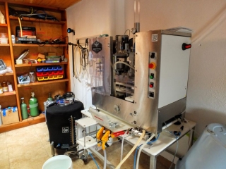 canning machine