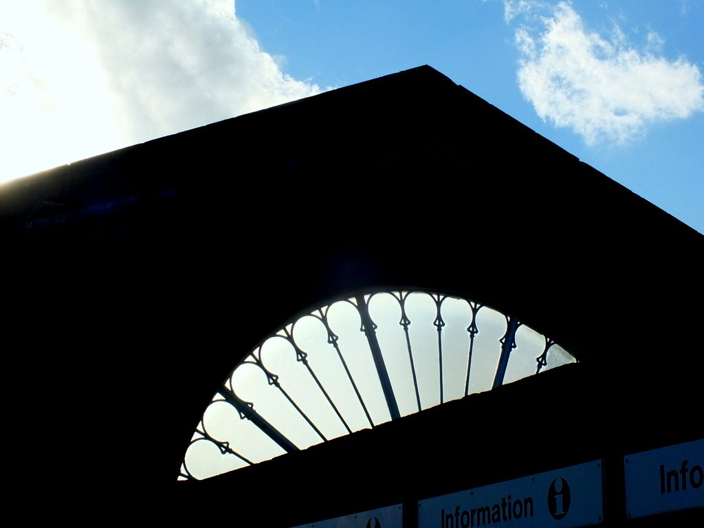 Train station architecture Buxton - DSCF2537.jpg