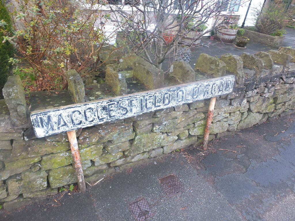Old Sign MoorWalk - Old Sign