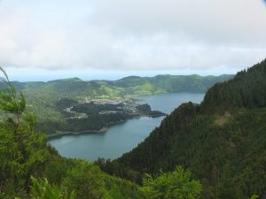 Caldeira Seca and Sete Cidades lakes