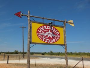 Luckenbach - ADSCF3657.jpg