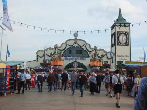 Oktoberfest - DSCF8604.jpg